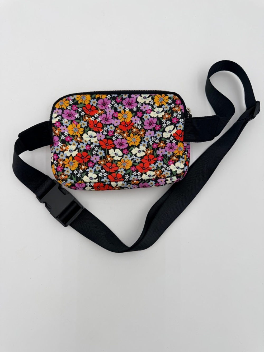 Brighton Painted Poppies Floral Belt Bag NWOT Crossbody Fanny Pack